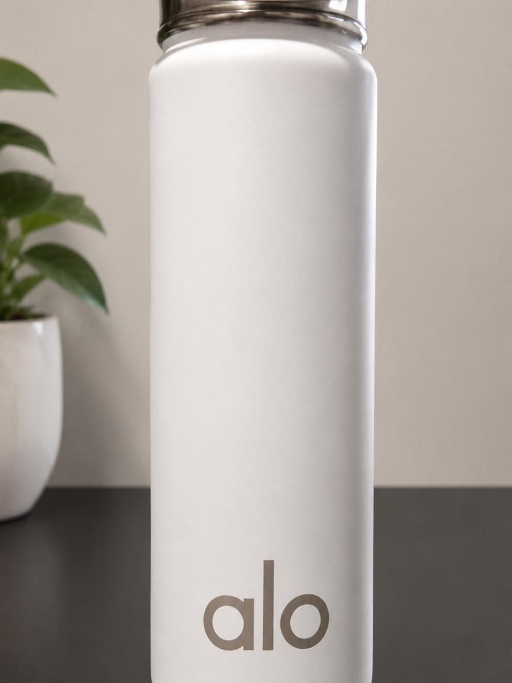 ALO Yoga White Stainless Steel Water Bottle with Subtle Logo